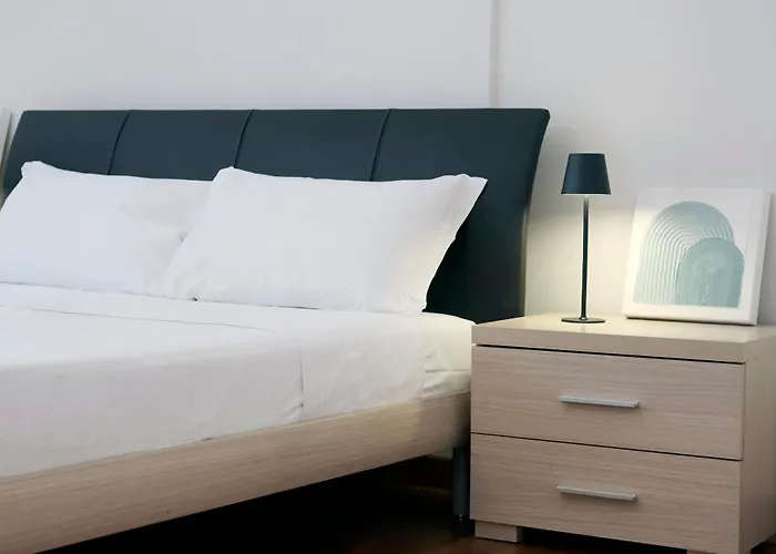 Comecasa 10 Min Walk To Duomo 2br Family Flat דירה *