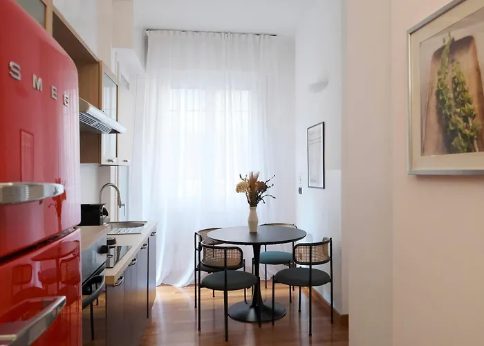 דירה Comecasa 10 Min Walk To Duomo 2br Family Flat מילאנו